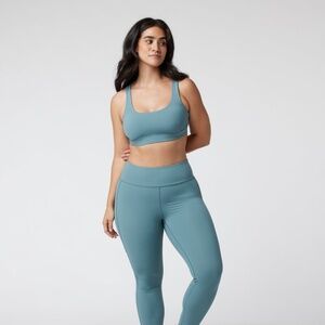 Vuori Stride Bra - Small, Teal